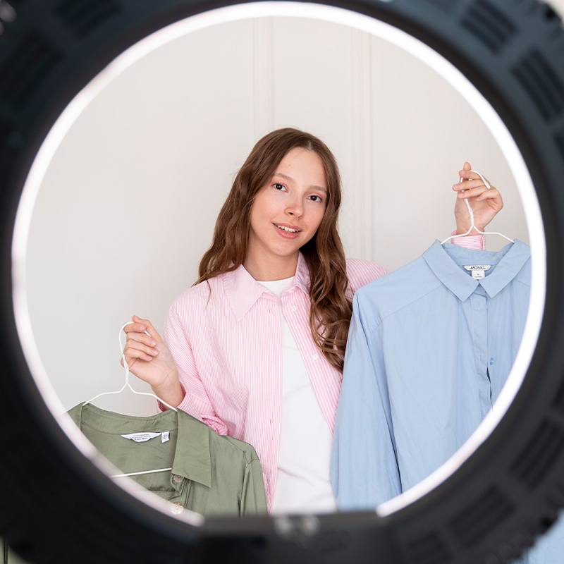 Sexy Clutches: Cách Mua & Đeo Túi Clutch Thiết kế